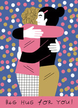 Lade das Bild in den Galerie-Viewer, Herzensgrüße für alle – dieses farbenfrohe Postkartenmotiv zeigt zwei sich umarmende Menschen umgeben von buntem Konfetti.
